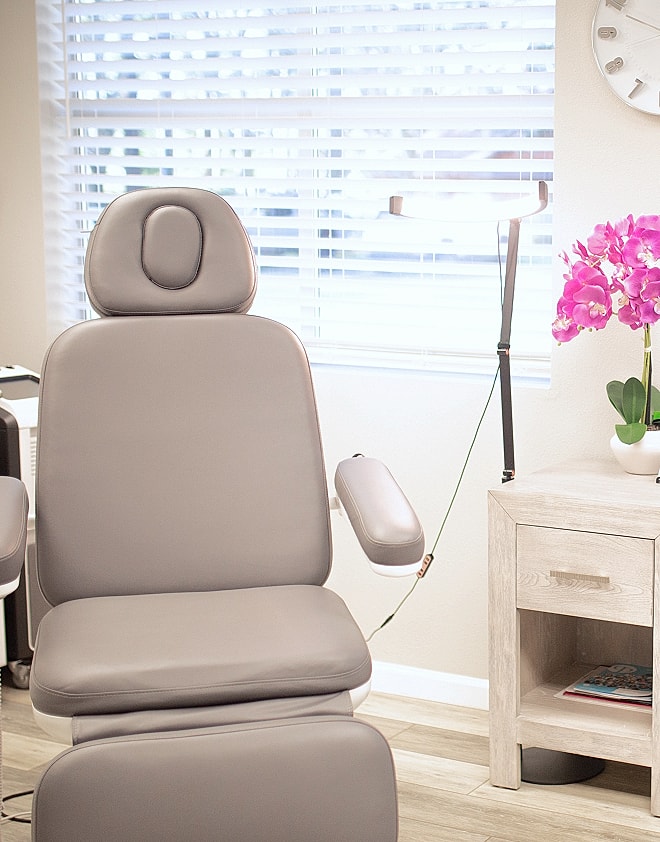 Cosmetic treatment chair in a bright setting